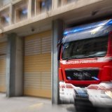 Les pompiers ont dû découper le toit en cuivre de la villa pour pouvoir éteindre le feu (image d'illustration).